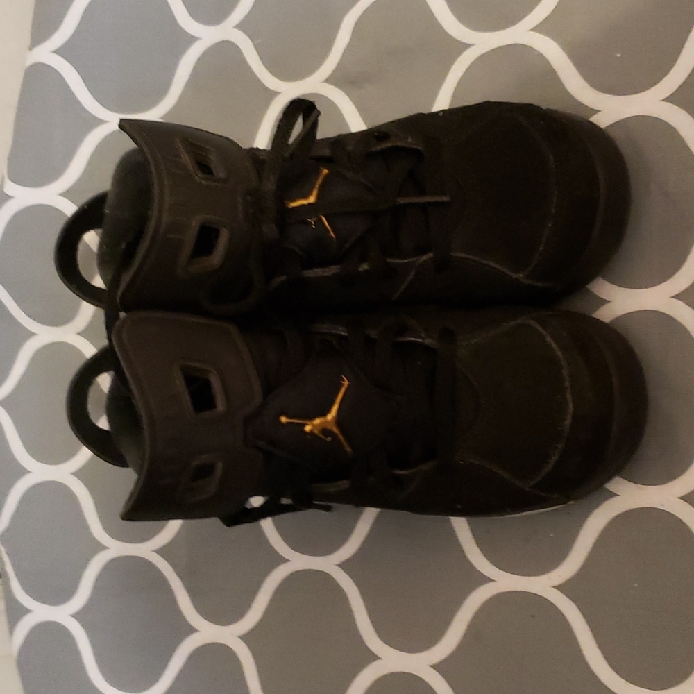 Kids sneakers